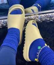 Load image into Gallery viewer, Comfy Slides (Unisex) FancySticated