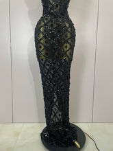 Load image into Gallery viewer, Luxe Chandelier Mesh Maxi Dress