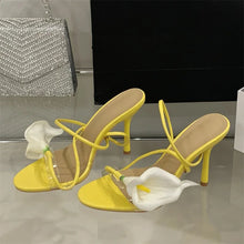 Load image into Gallery viewer, Flower High Heels
