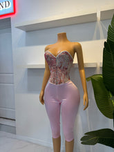 Load image into Gallery viewer, Lovely Corset Capris Set