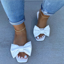 Load image into Gallery viewer, Bowknot Flat Sandals
