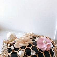 Load image into Gallery viewer, Diamonds Pearls Basket Handbag FancySticated
