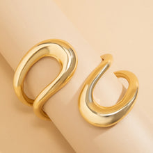 Load image into Gallery viewer, Chunky Cuff Bracelet
