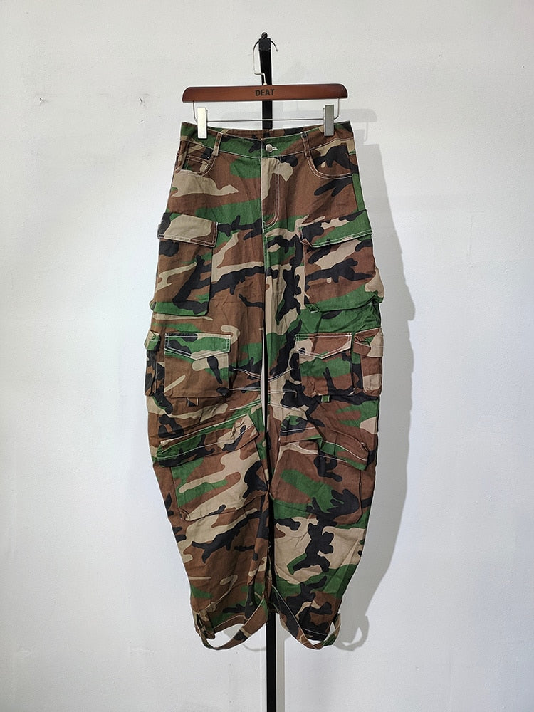 Lola Camouflage Cargo Jeans FancySticated