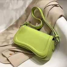 Load image into Gallery viewer, Retro Saddle Bag FancySticated
