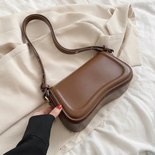 Load image into Gallery viewer, Retro Saddle Bag FancySticated
