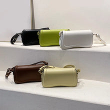 Load image into Gallery viewer, Retro Saddle Bag FancySticated

