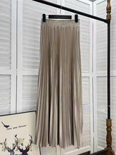 Load image into Gallery viewer, Elegant Pleated Maxi Skirt
