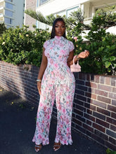 Load image into Gallery viewer, Sonya Floral Pleated Pants Set
