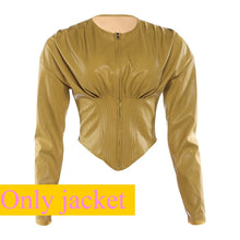 Load image into Gallery viewer, Crop Top - Capris
