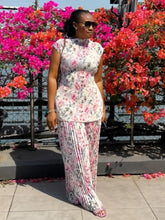 Load image into Gallery viewer, Sonya Floral Pleated Pants Set
