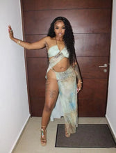 Load image into Gallery viewer, Davina Maxi Dress
