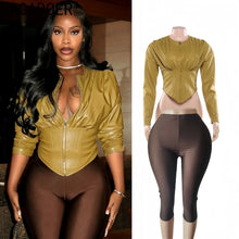 Load image into Gallery viewer, Crop Top - Capris
