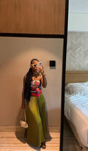 Load image into Gallery viewer, Elegant Pleated Maxi Skirt
