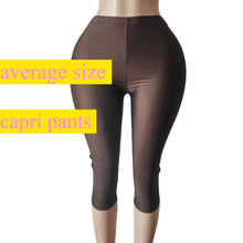 Load image into Gallery viewer, Crop Top - Capris
