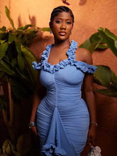 Load image into Gallery viewer, Nadya Off-Shoulder Maxi Dress
