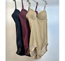 Load image into Gallery viewer, Hottie Bodysuit Short Set
