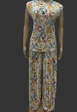 Load image into Gallery viewer, Sonya Floral Pleated Pants Set
