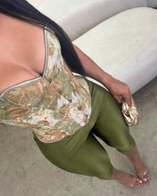 Load image into Gallery viewer, Lovely Corset Capris Set
